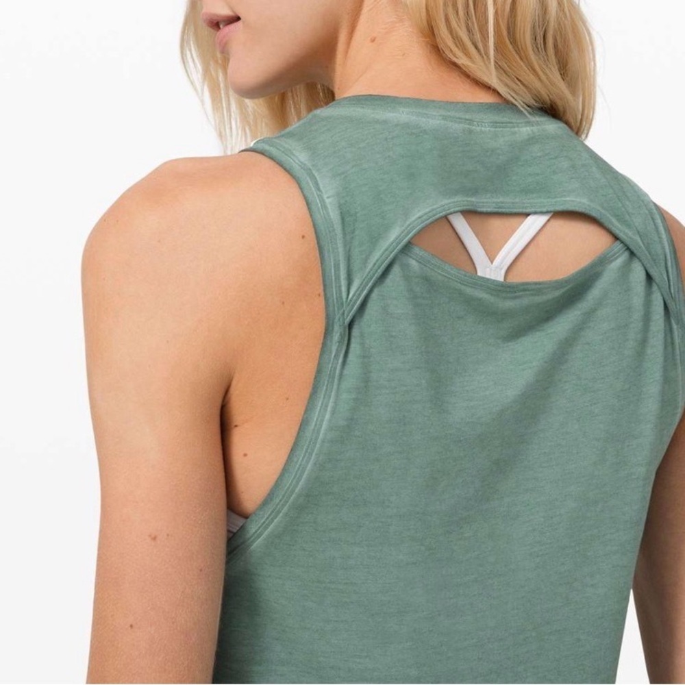 Women's Sleeveless Teal Top - Picture 9 of 10